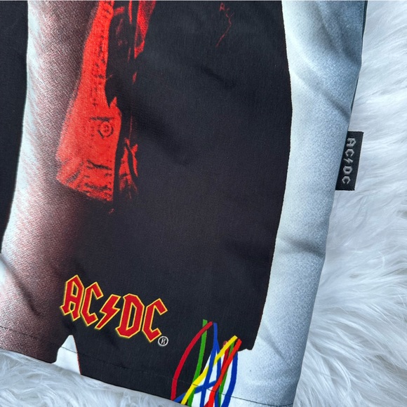 🎱[ AC/DC ] Silk- Feel Angus Young Powerage Lounge Button Up Shirt - Picture 4 of 7